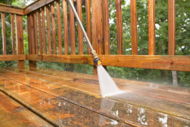 Best Pool Deck Cleaning  in Bee Ridge, FL